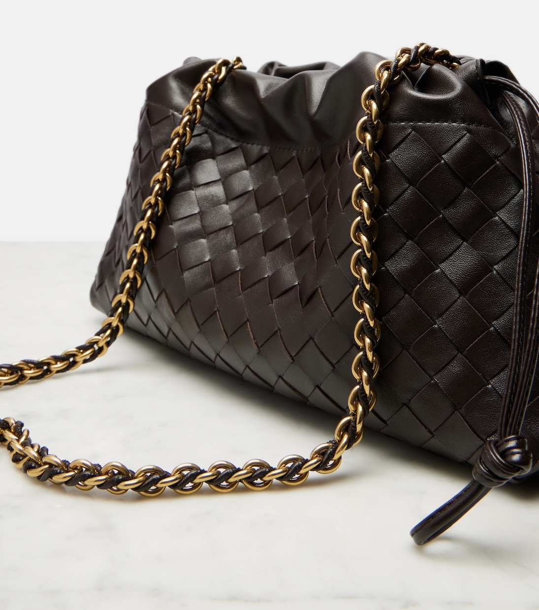 Schultertasche Dustbag Notte Medium | Bottega Veneta