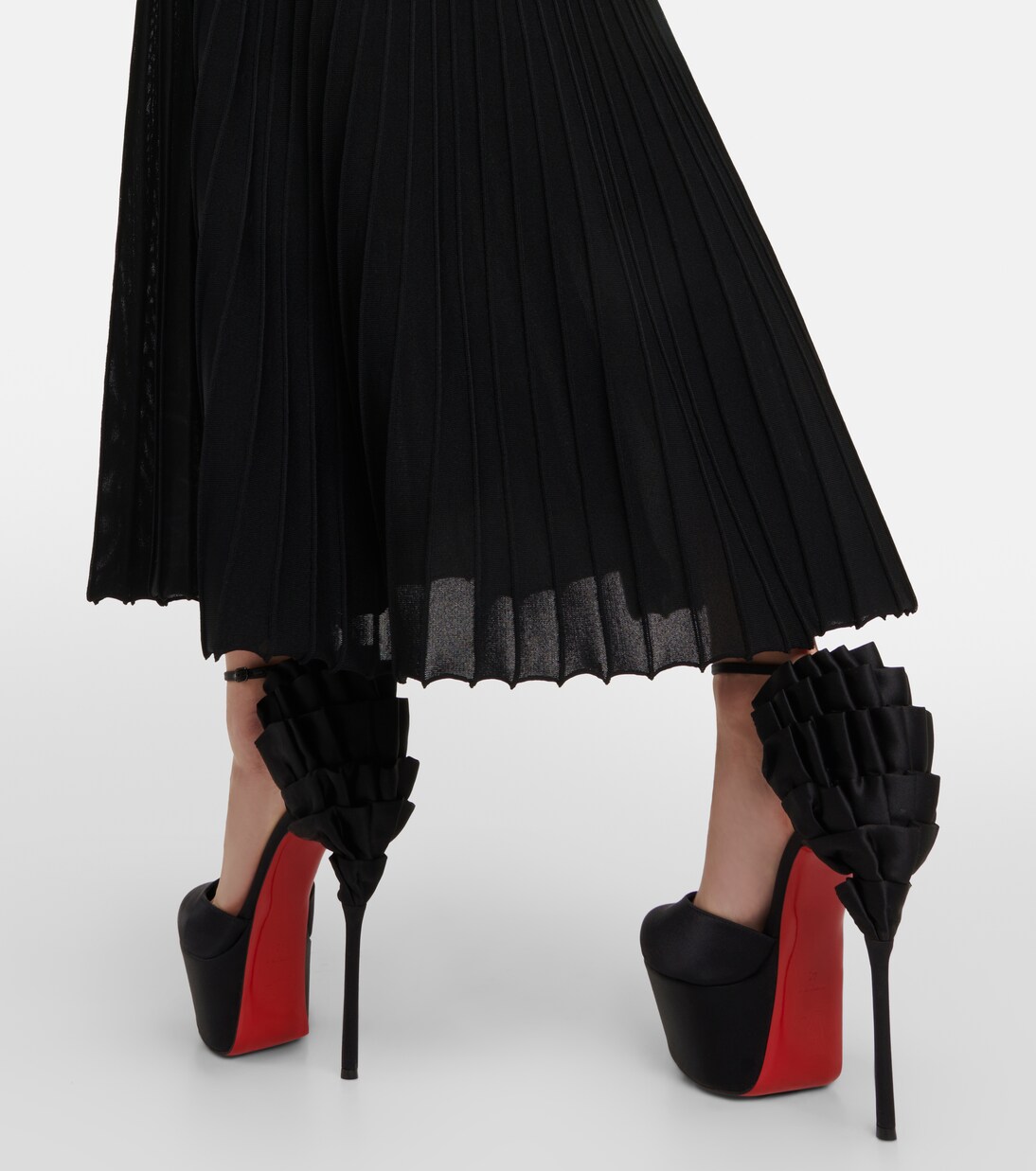 Maria Frou Alta satin platform pumps | Christian Louboutin