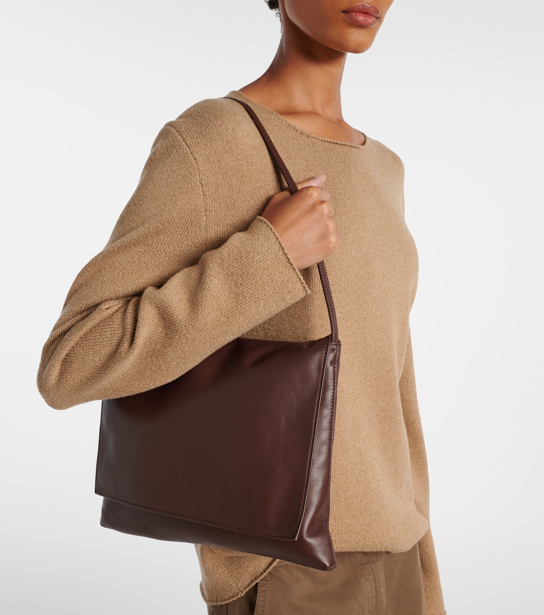 Schultertasche Nan aus Leder | The Row