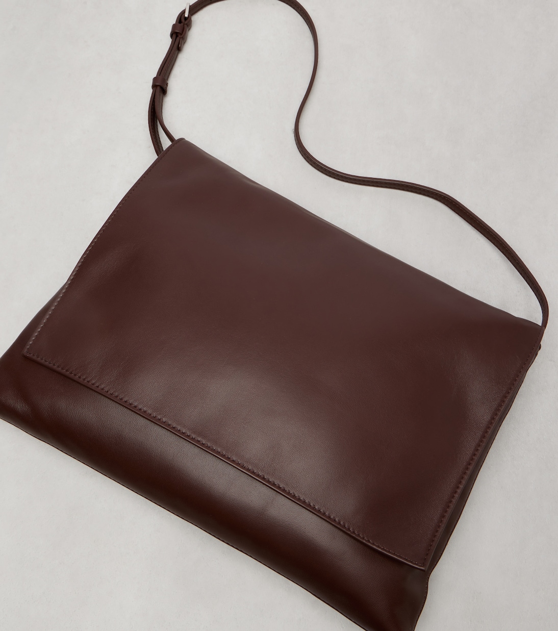 Schultertasche Nan aus Leder | The Row