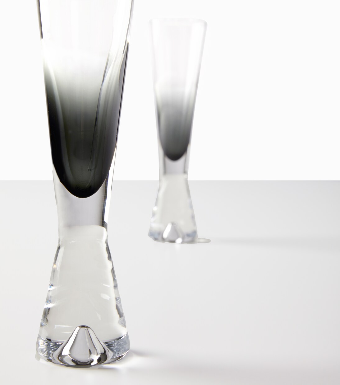 Tank set of 2 champagne flute glasses | Tom Dixon