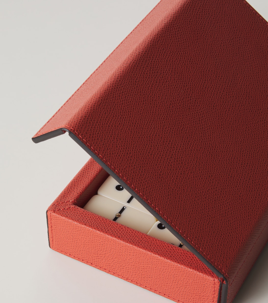 Parma leather and walnut domino set | Giobagnara