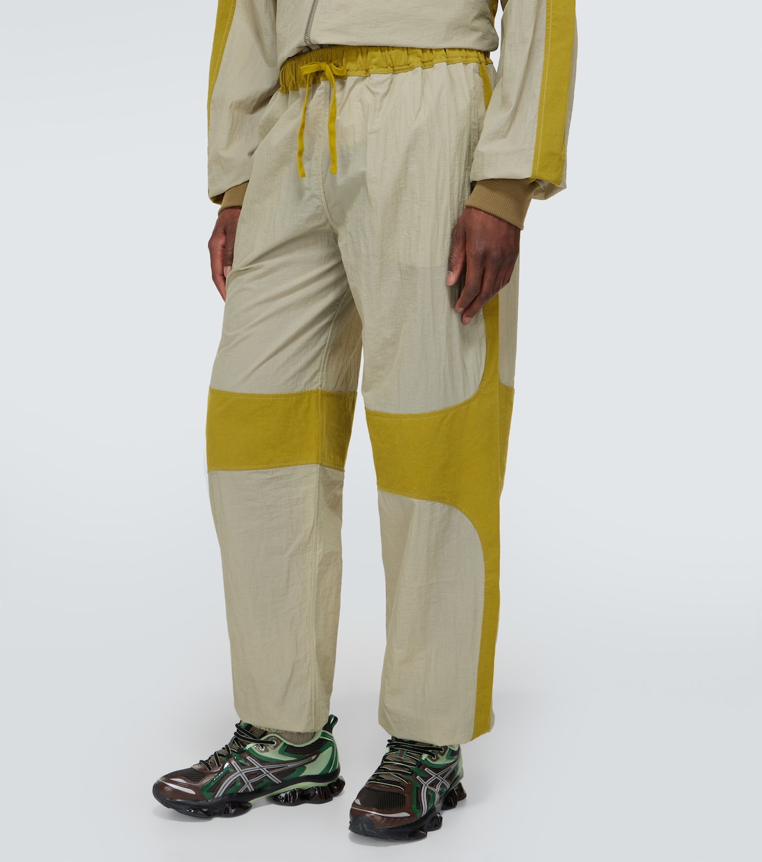 Is sweatpants | Ranra