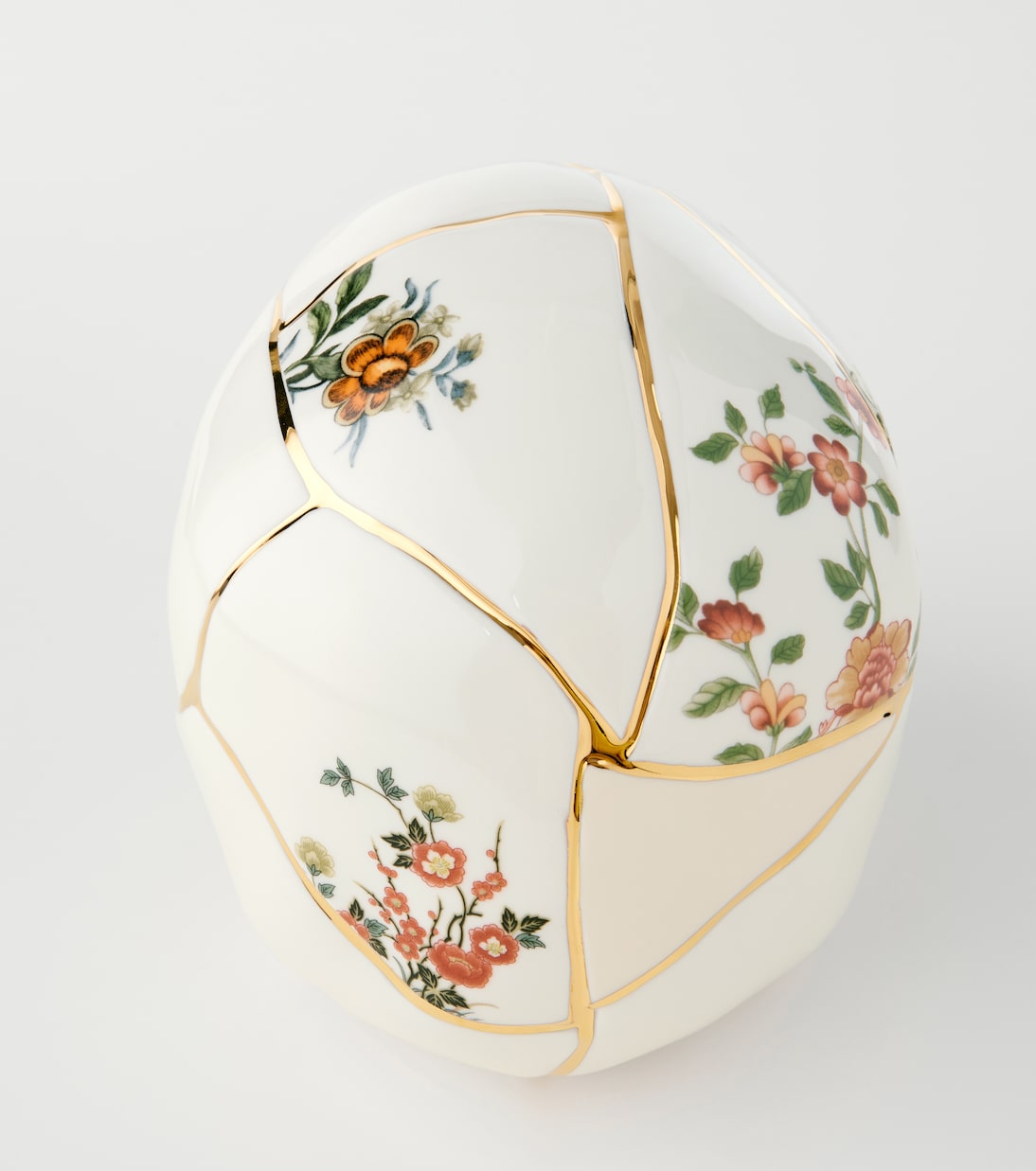Kintsugi Skull decorative object by Marcantonio Raimondi Malerba | Seletti