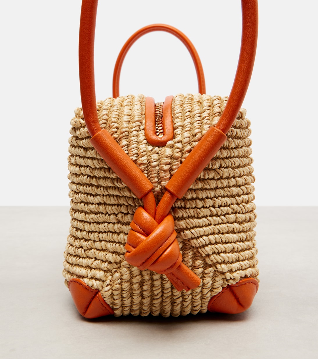 Loop leather-trimmed raffia tote bag | Bottega Veneta