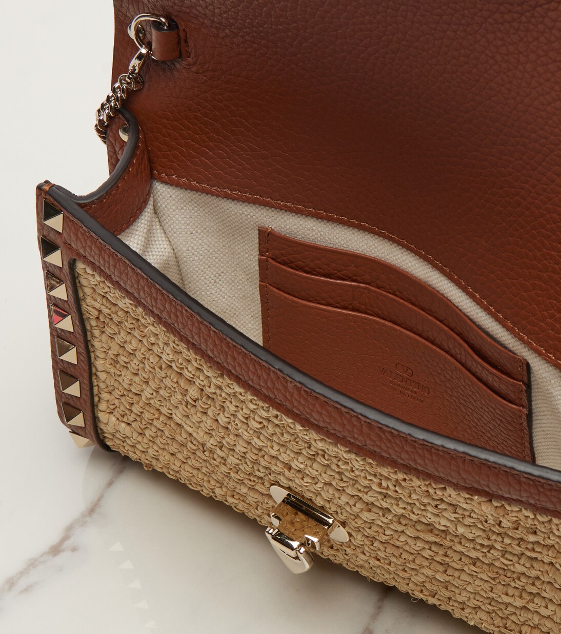 Rockstud Mini raffia shoulder bag | Valentino Garavani