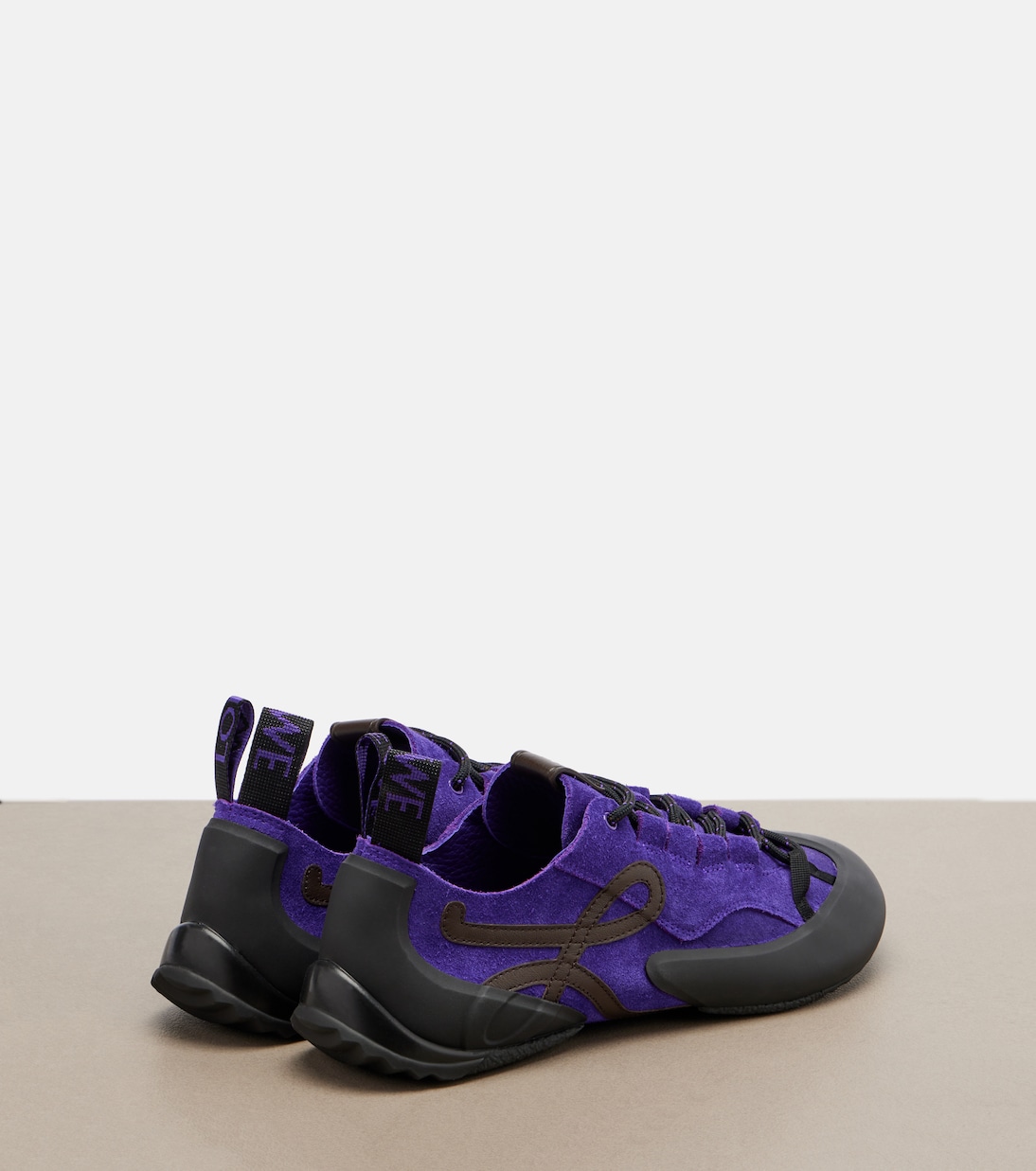 Sneakers Grip Anagram aus Veloursleder | Loewe