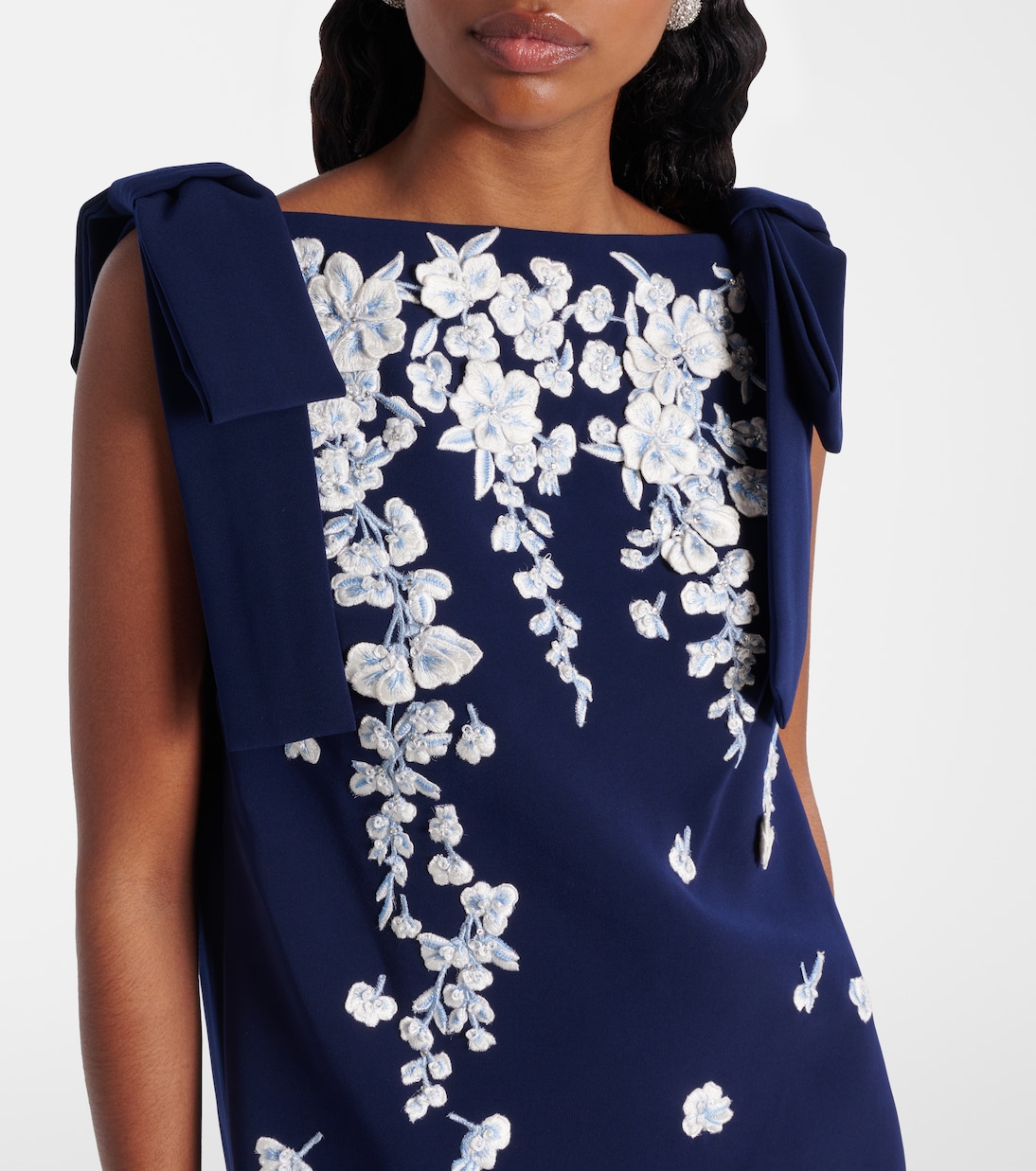 Besticktes Etuikleid | Carolina Herrera