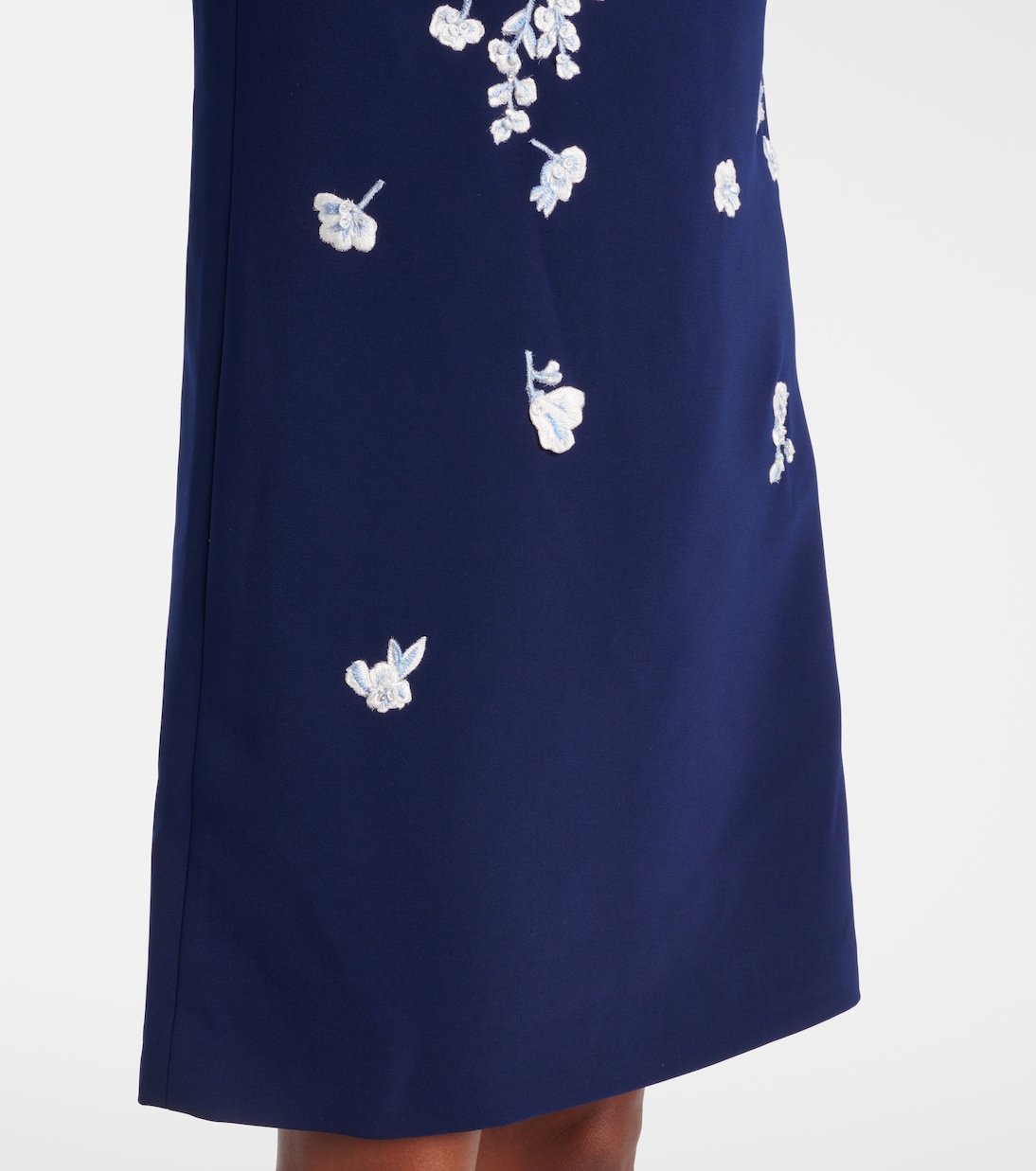 Besticktes Etuikleid | Carolina Herrera