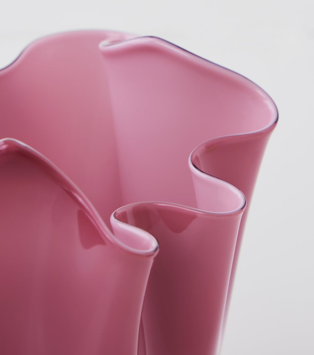 Fazzoletto Murano glass vase | Venini