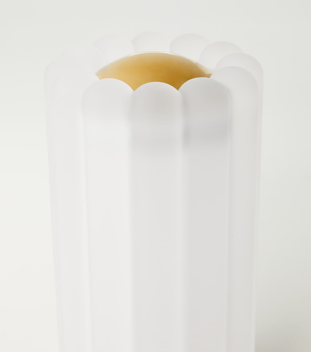 Press glass table lamp (universal plug) | Tom Dixon