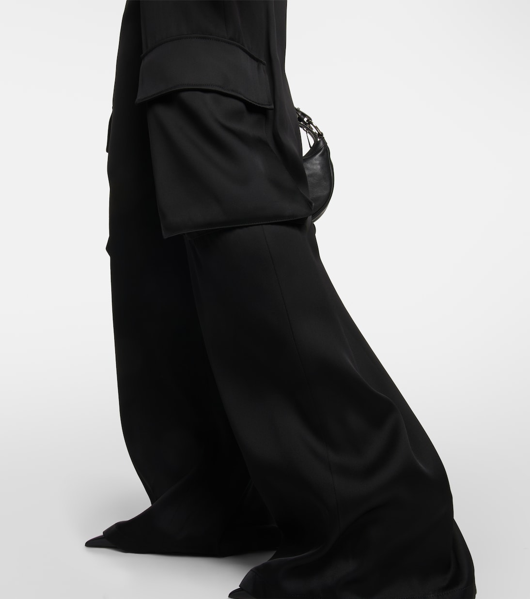 Pantalon cargo à taille haute en satin | Versace