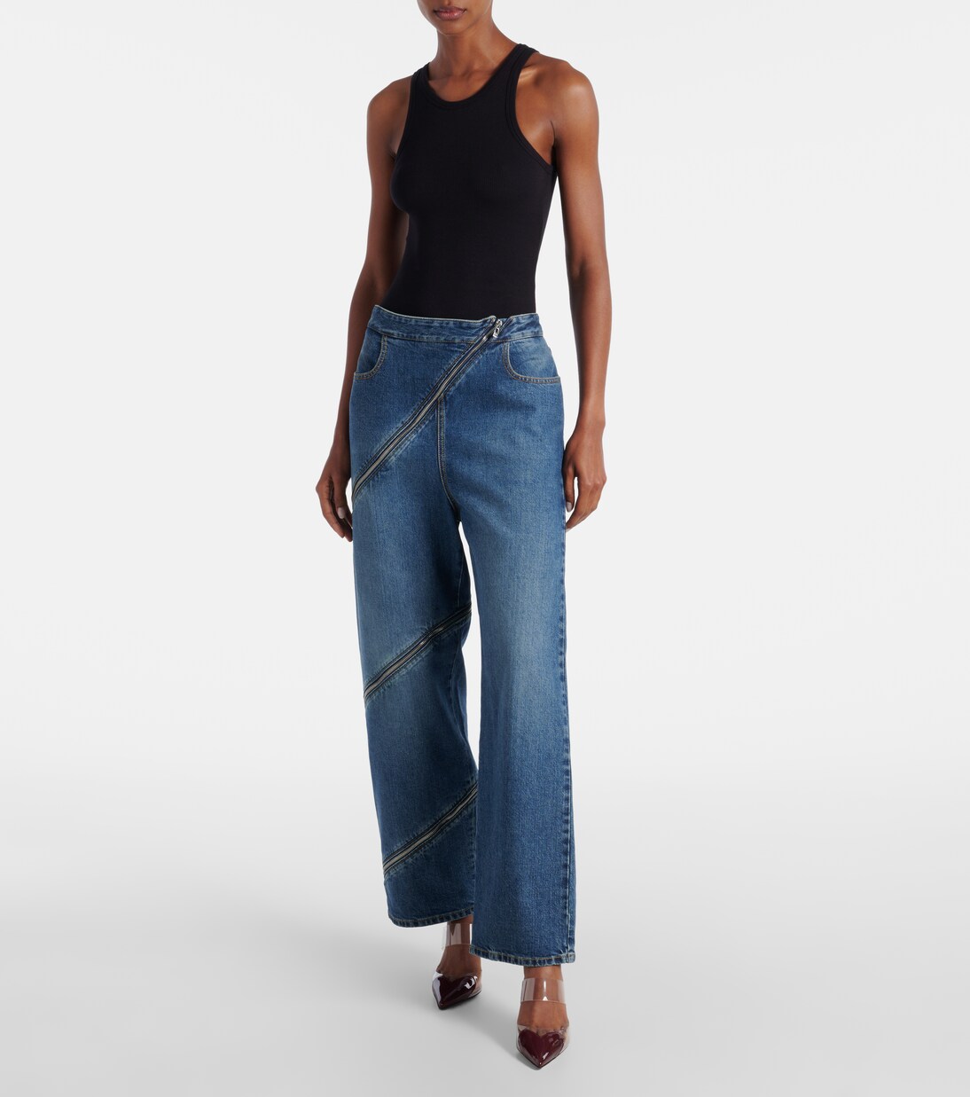 Mules Le Cœur 90 en cuir verni et PU | Alaïa