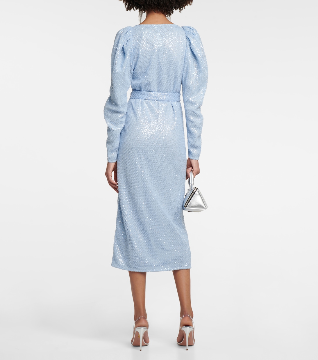 فستان لف مُزيّن بالترتر | Rotate