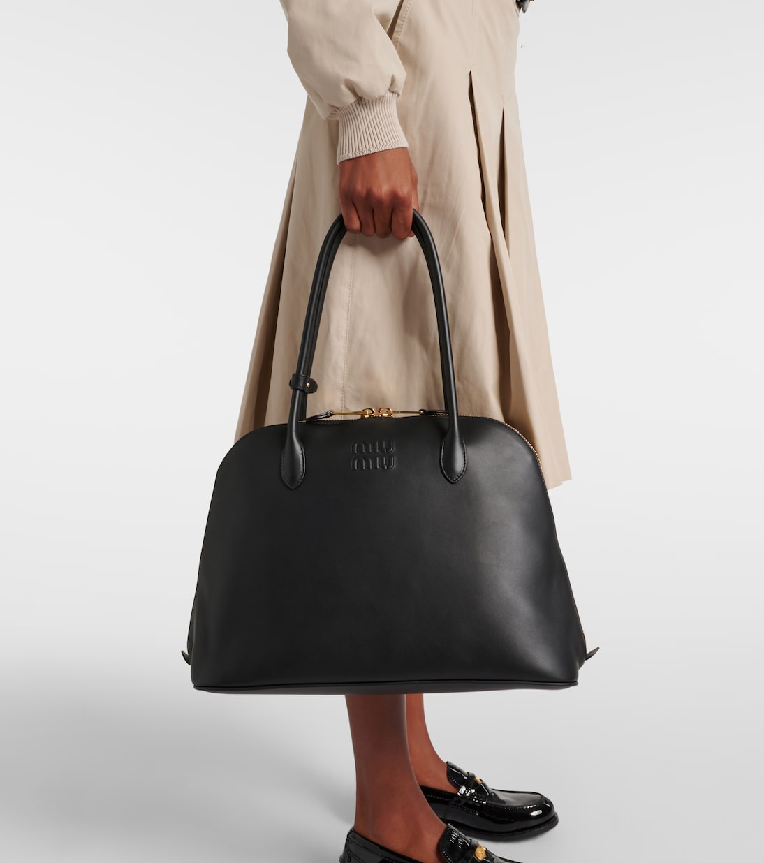 Schultertasche Softy Small aus Leder | Miu Miu