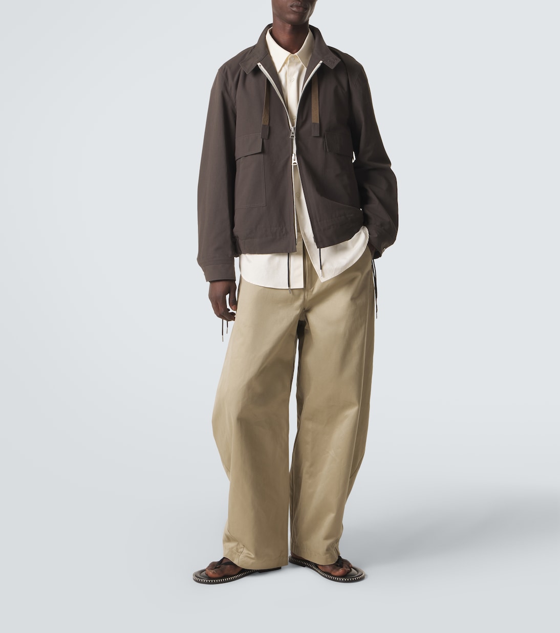 Pantalones barrel de algodón con cinturón | Sacai