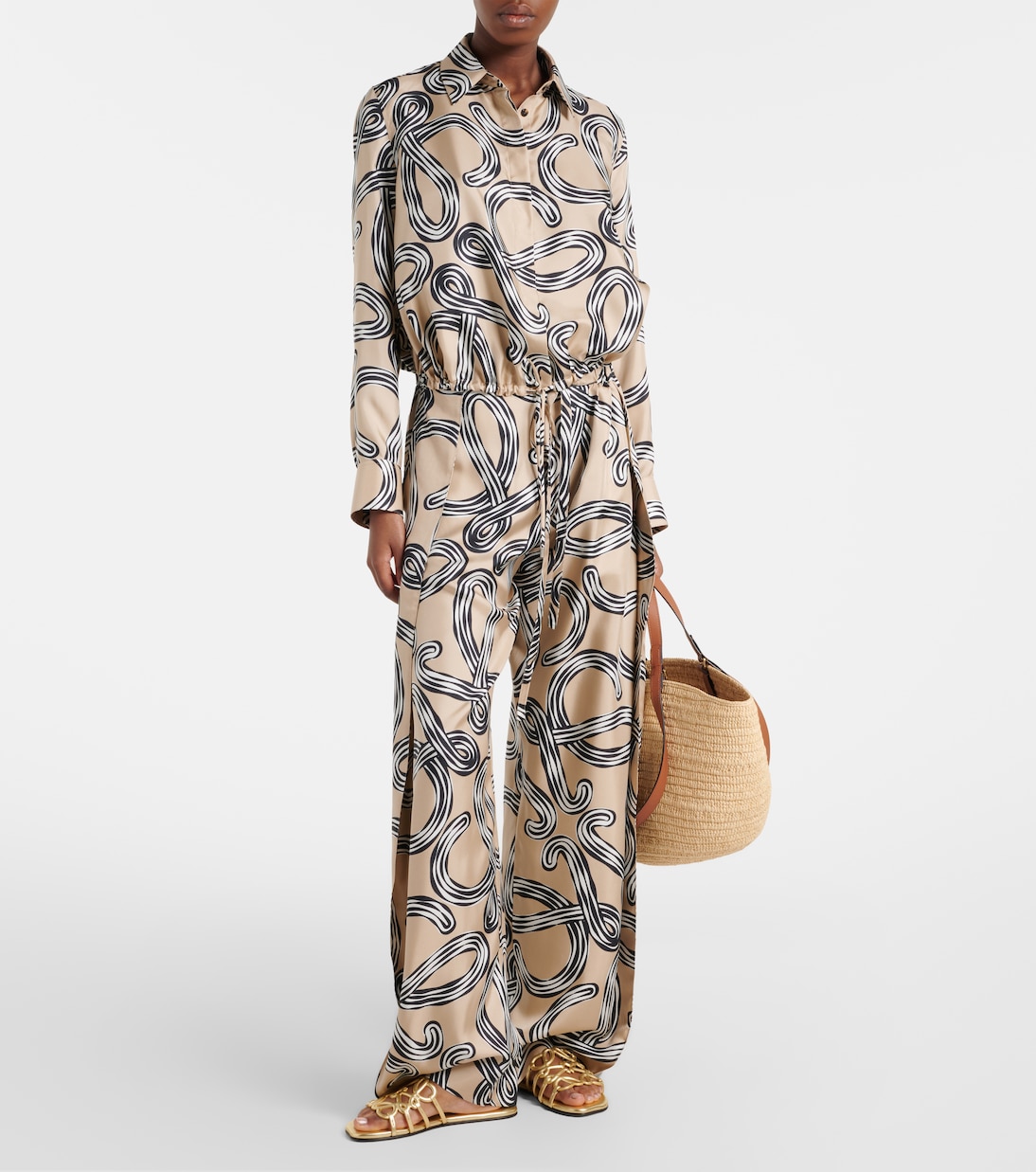 Paula's Ibiza Petal Anagram leather slides | Loewe