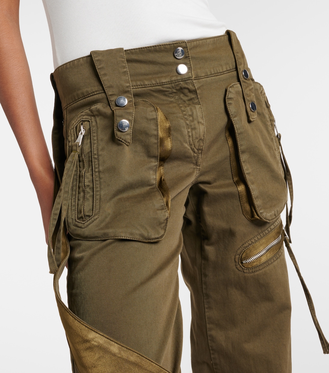Mid-Rise Flared Cargo-Jeans | Blumarine