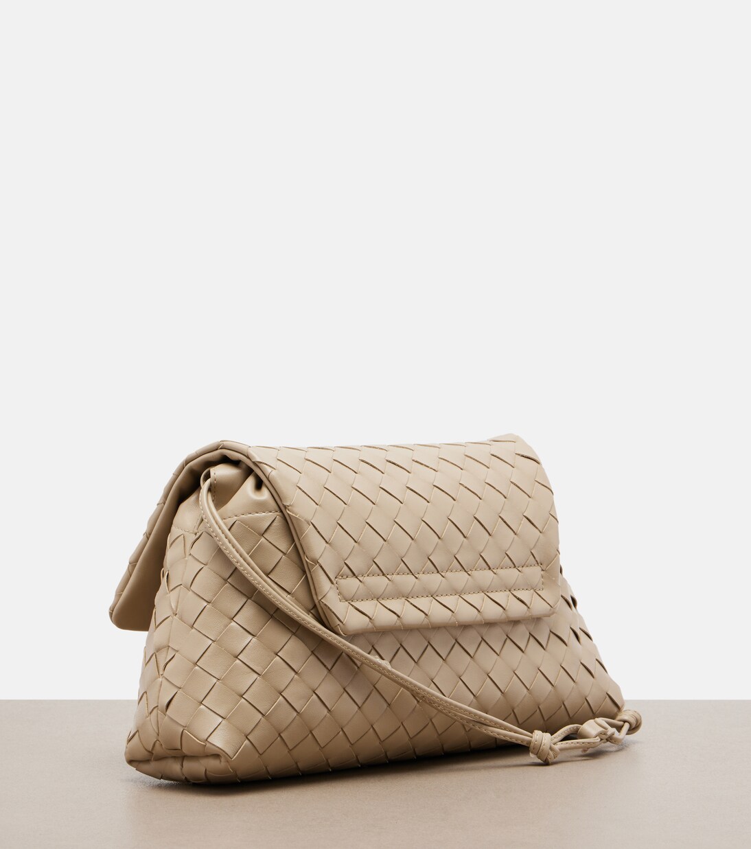 Schultertasche Giorno Small aus Leder | Bottega Veneta