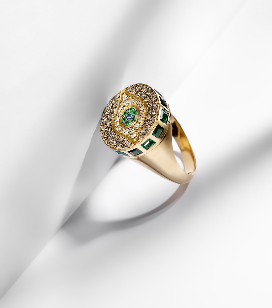 Anello Dawn Candy in oro 18kt con diamanti e pietre preziose | Ileana Makri