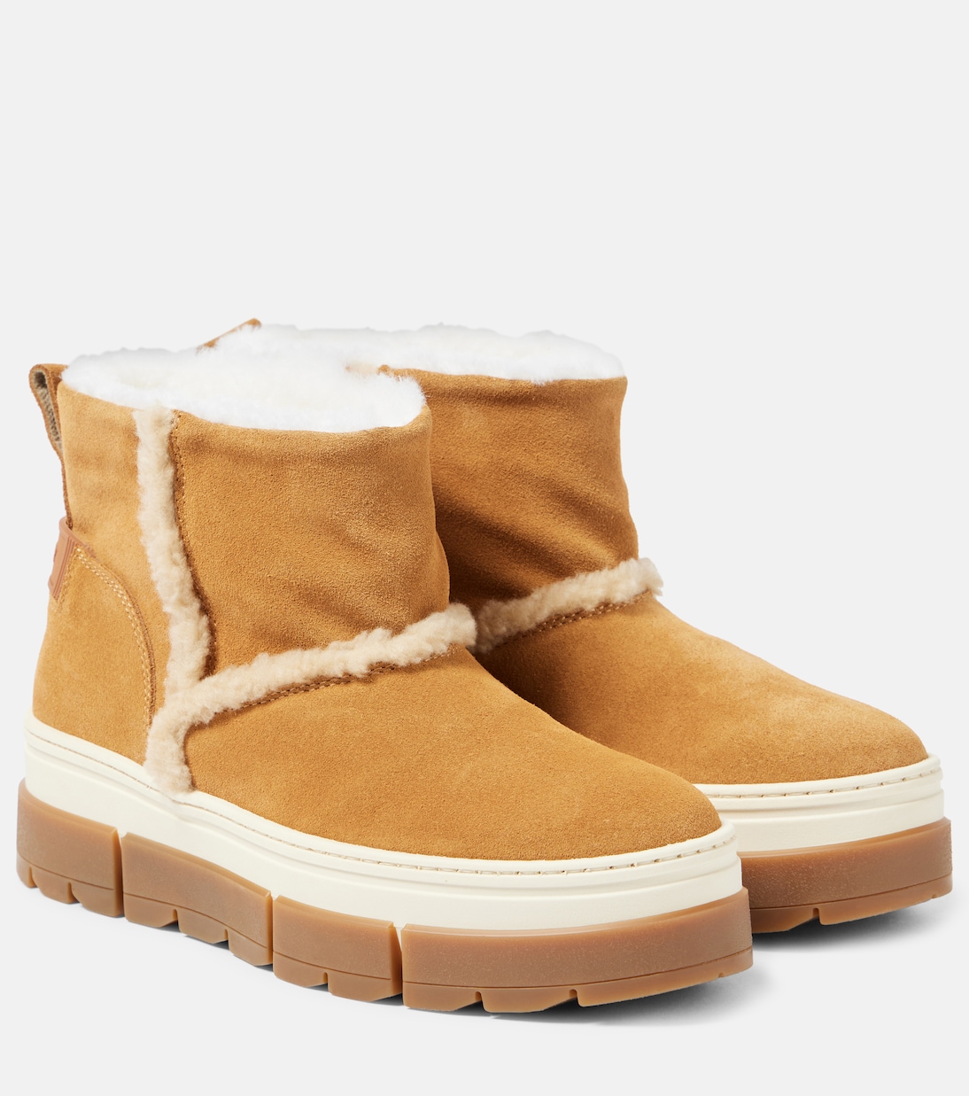 Shearling-lined suede ankle boots | Bogner