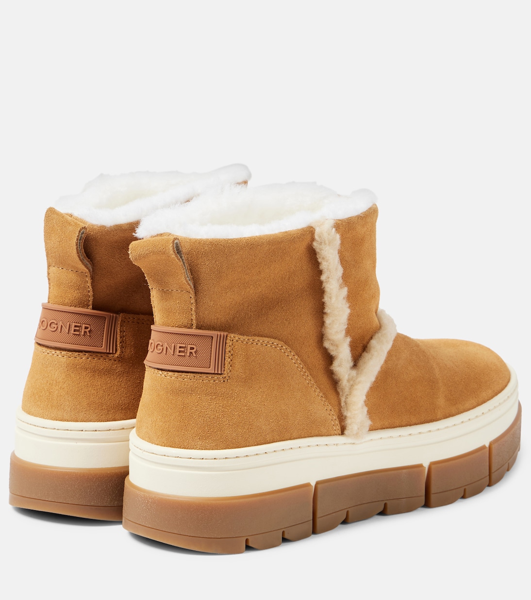Shearling-lined suede ankle boots | Bogner