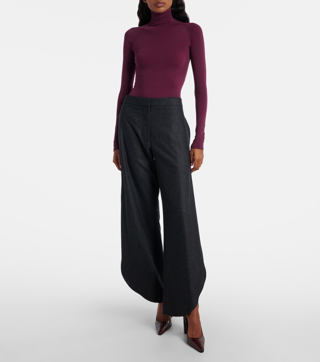 Pointy 90 croc-effect leather pumps | Alaïa