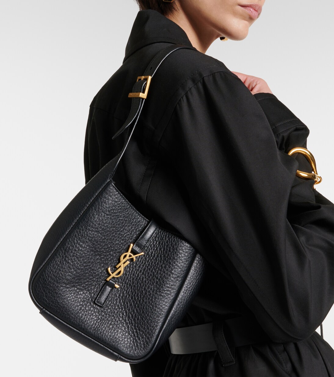 Le 5 à 7 Supple Mini leather shoulder bag | Saint Laurent