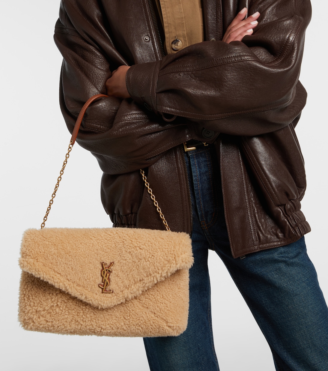 Cassandre Envelope shearling shoulder bag | Saint Laurent