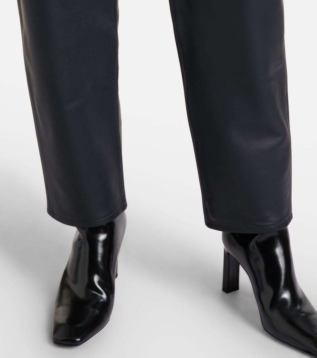 Pantalon droit Neat en cuir | Frame