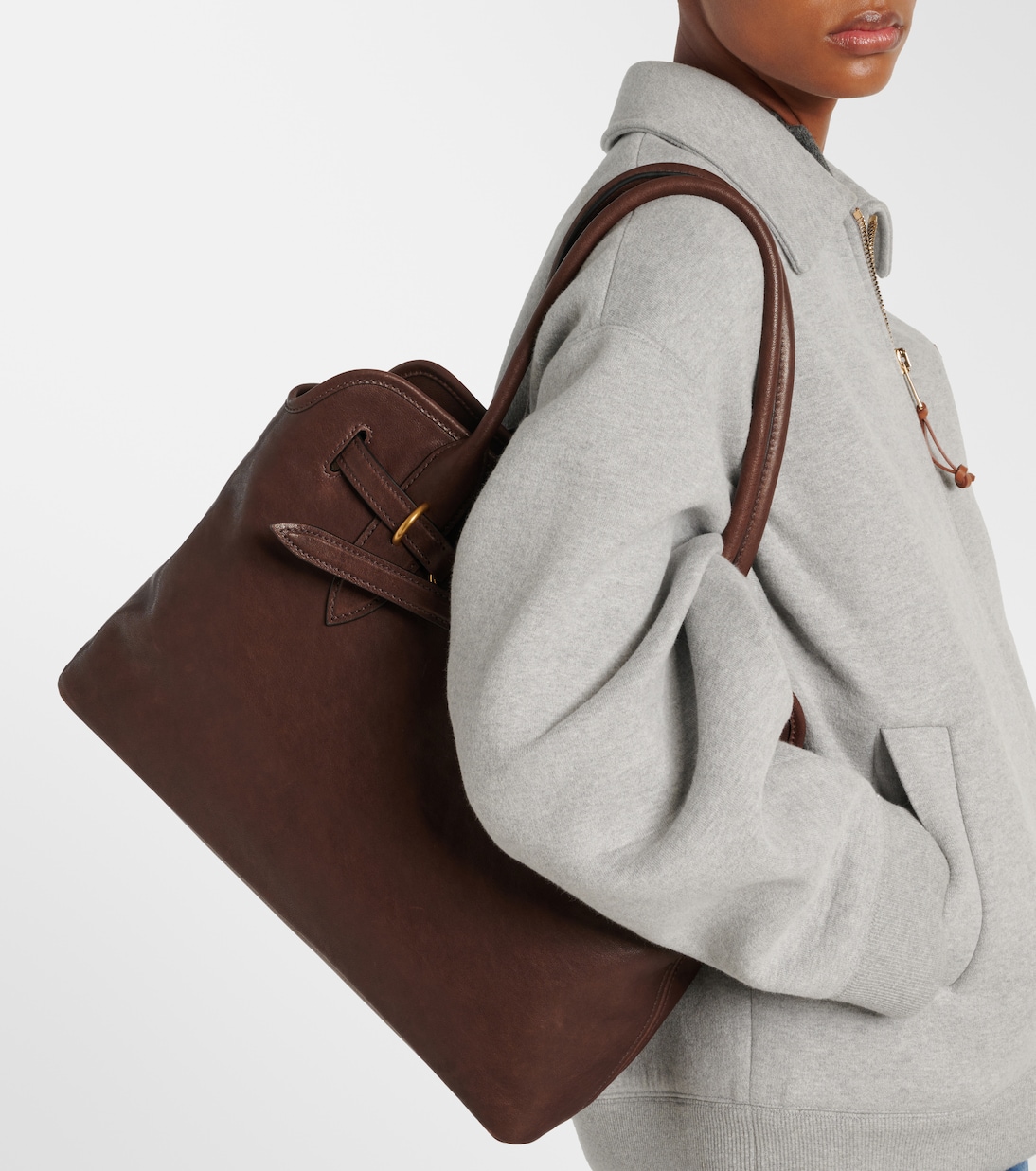 Schultertasche Adventure Large aus Leder | Miu Miu