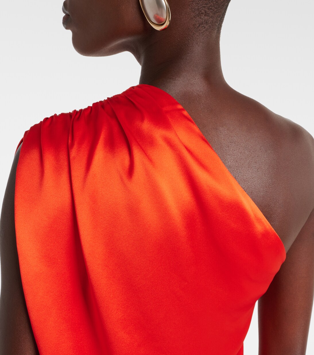 One-Shoulder-Top aus Seidensatin | The Sei