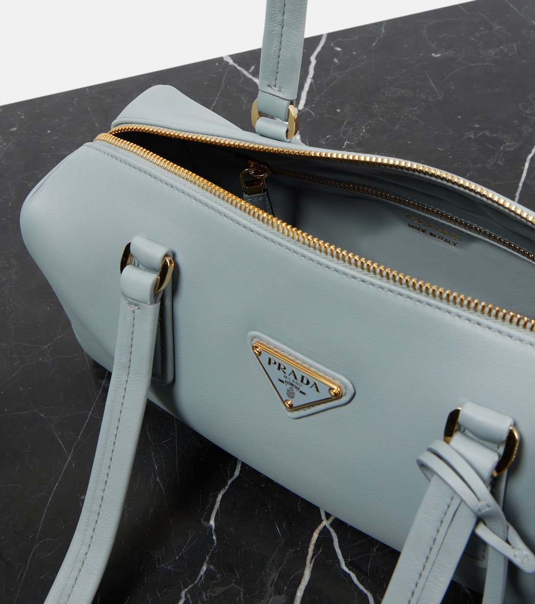 Schultertasche Medium aus Leder | Prada