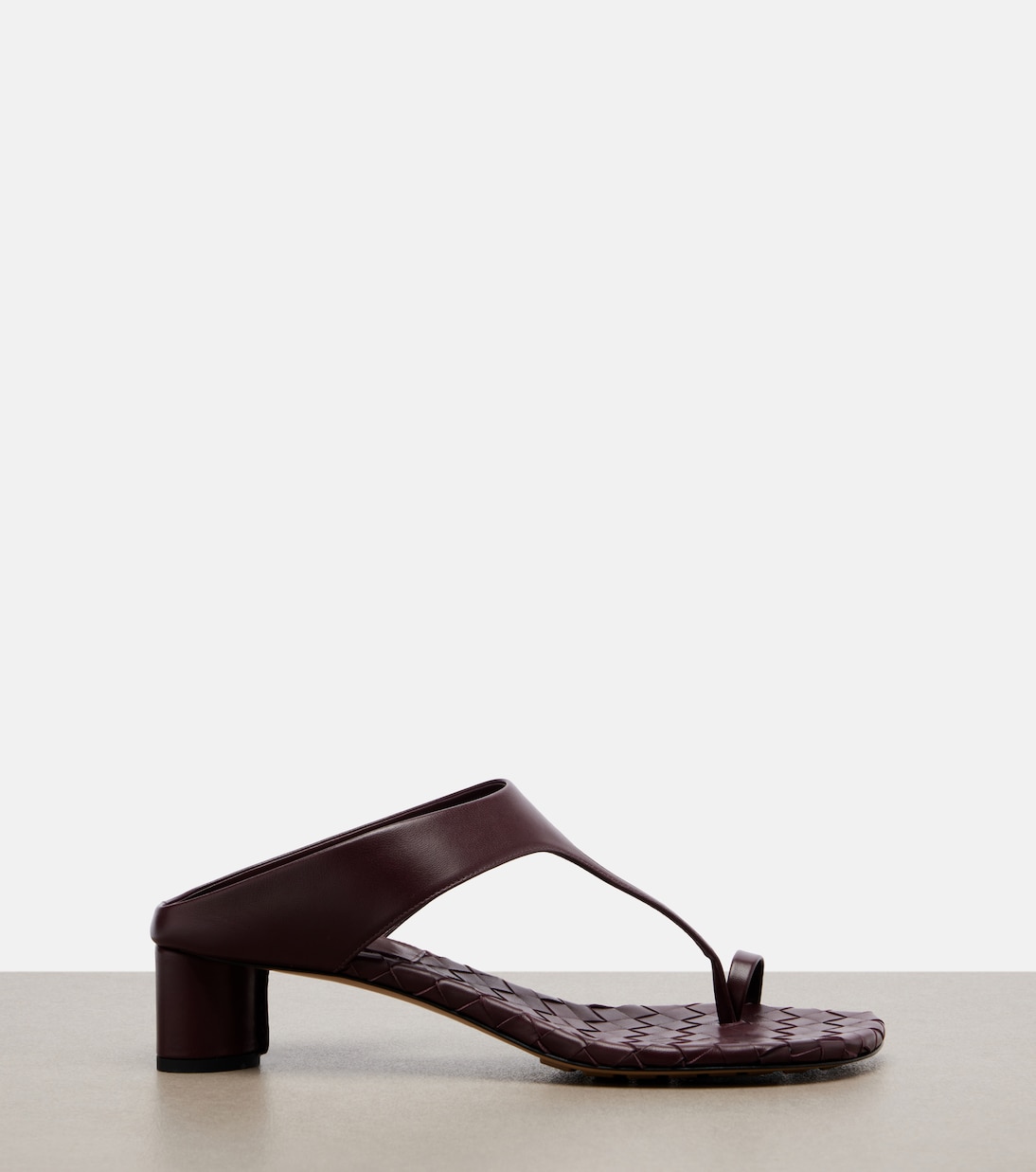 Livia Intrecciato leather thong sandals | Bottega Veneta