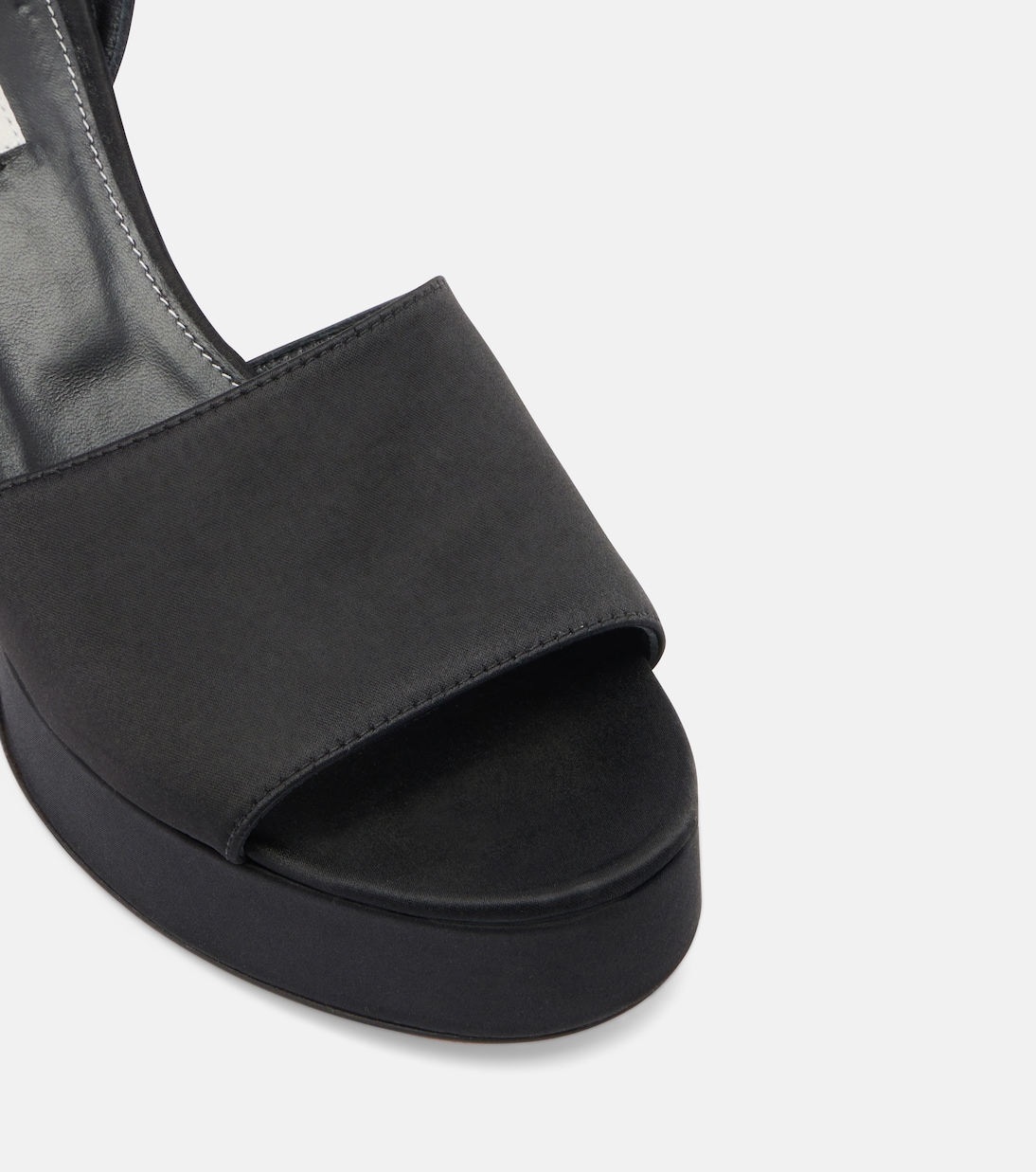 Plateausandalen aus Satin | Toteme