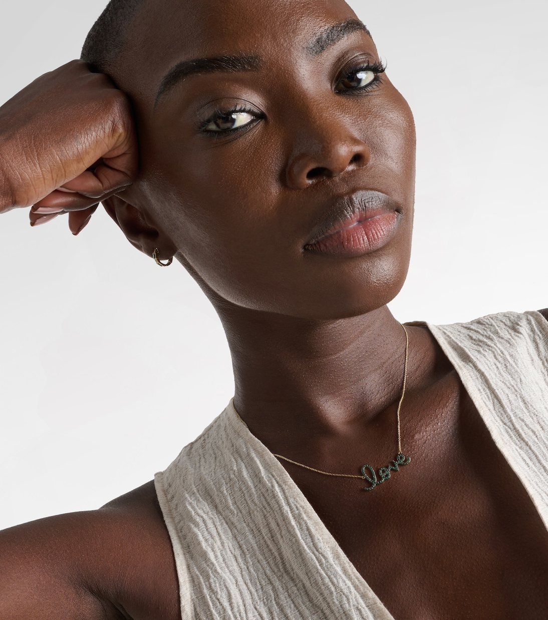 Collier Medium Love en or jaune 14 ct et diamants | Sydney Evan