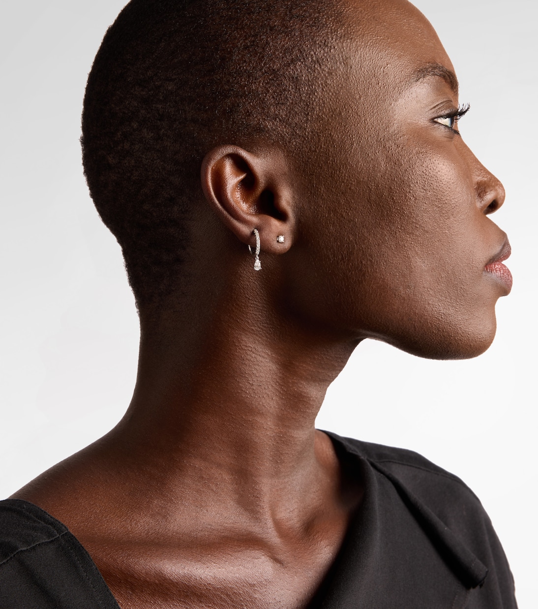 Boucle d'oreille unique en or blanc 18 ct et diamants | Anita Ko