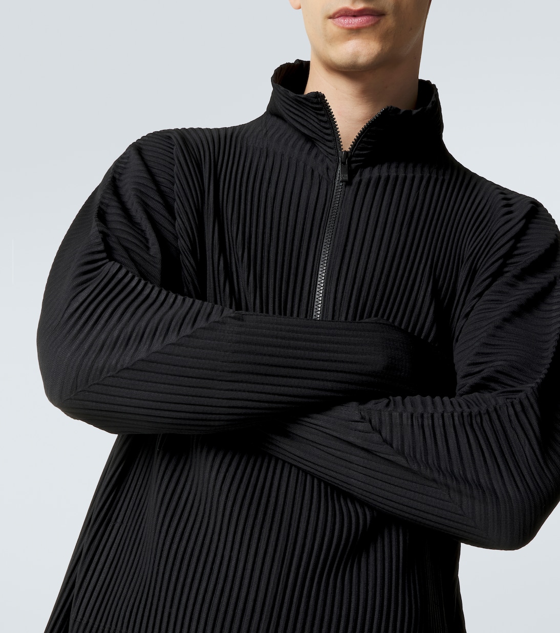 Longsleeve Monthly Colors: March | Homme Plissé Issey Miyake