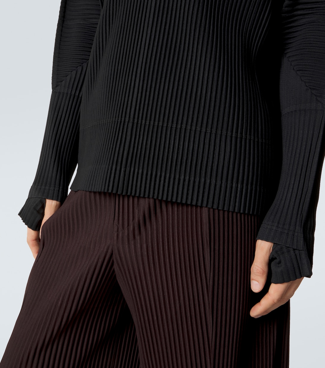 Longsleeve Monthly Colors: March | Homme Plissé Issey Miyake