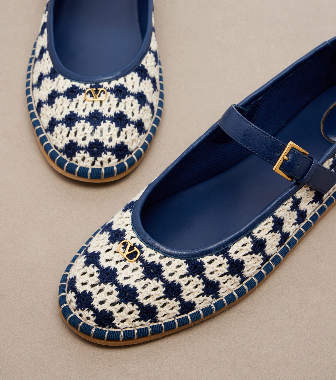 La Cruisette crochet Mary Jane flats | Valentino Garavani