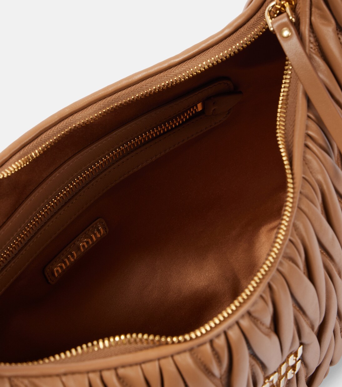 Wander Medium matelassé leather shoulder bag | Miu Miu