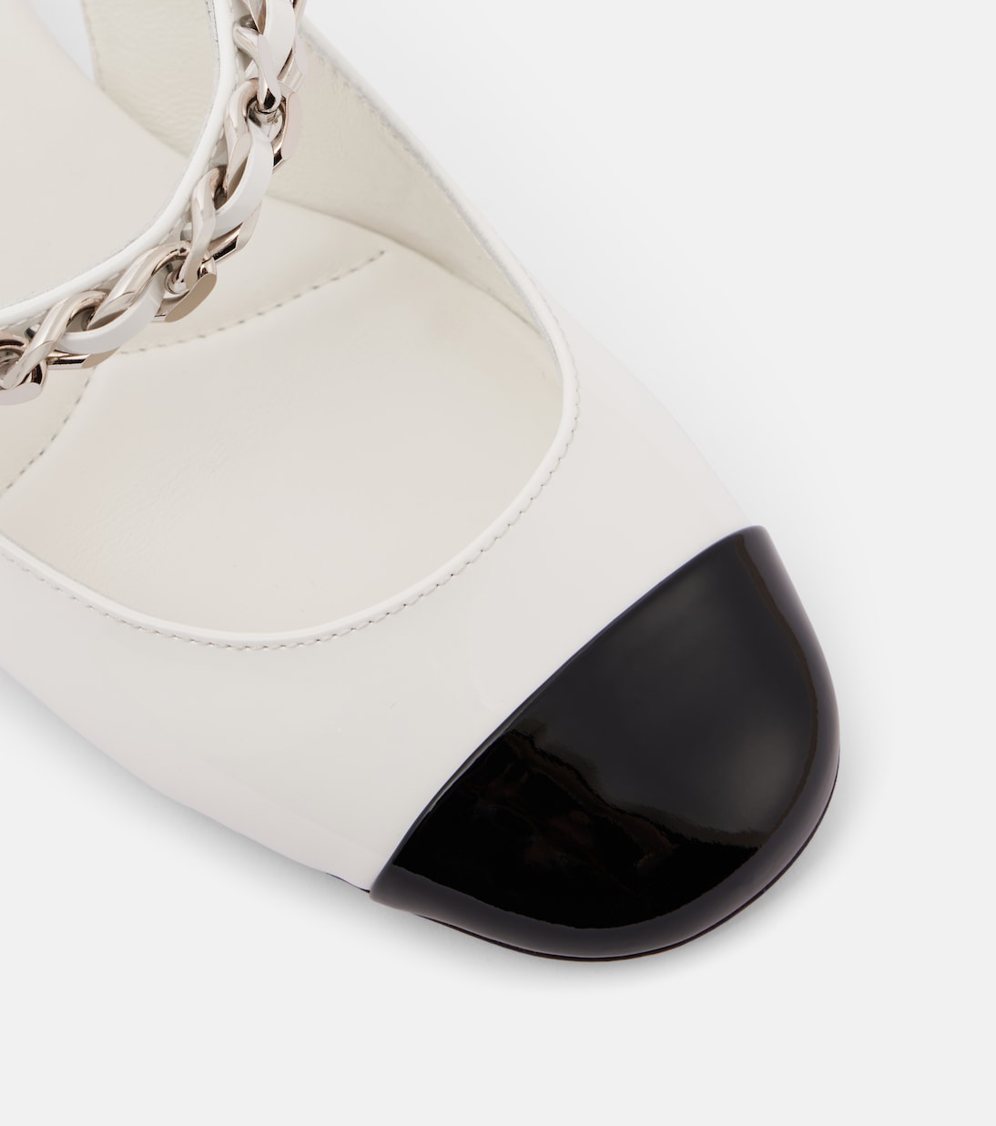 Escarpins slingback en cuir verni | Miu Miu