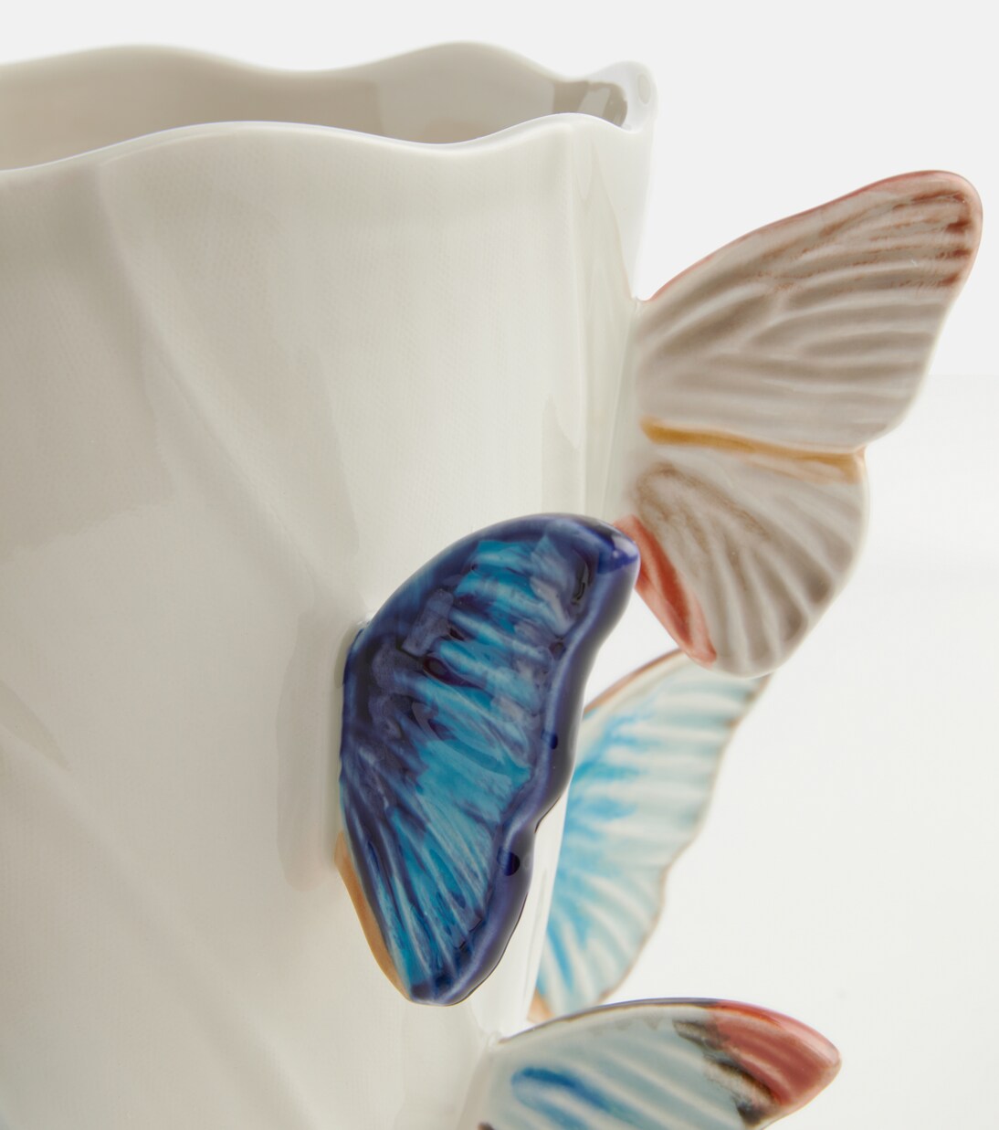 Cloudy Butterflies Small vase by Claudia Schiffer | Bordallo Pinheiro
