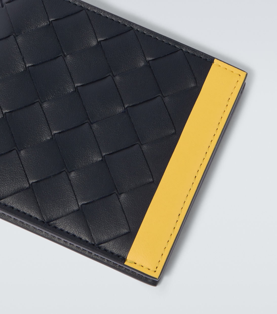 Intrecciato leather bifold wallet | Bottega Veneta