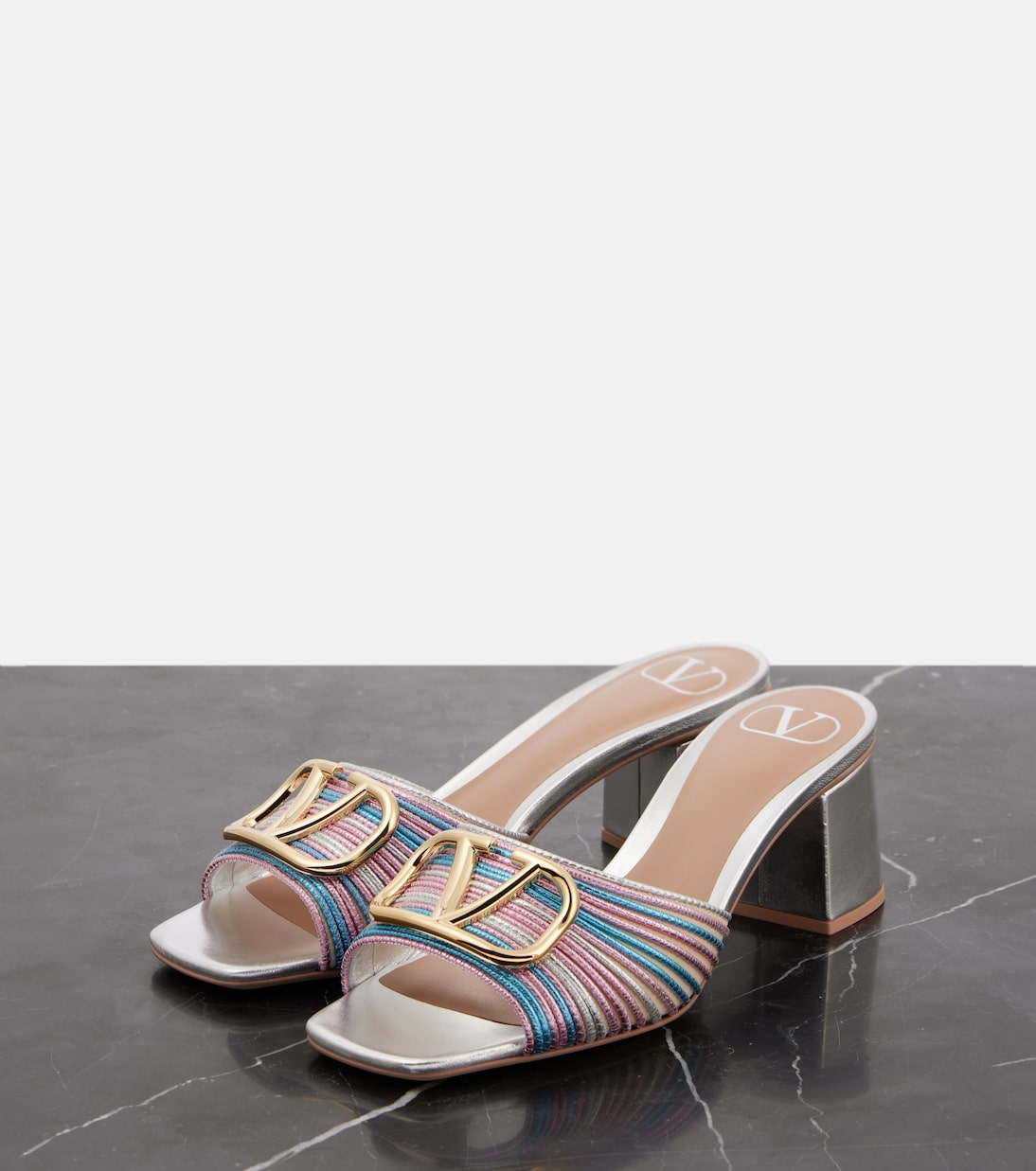 Pantoletten VLogo Signature aus Metallic-Leder | Valentino Garavani