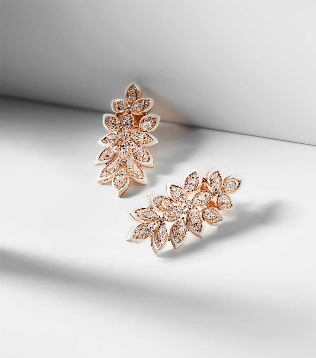 Boucles d'oreilles Lotus en or rose 18 ct (750/1000) et diamants | Kamyen