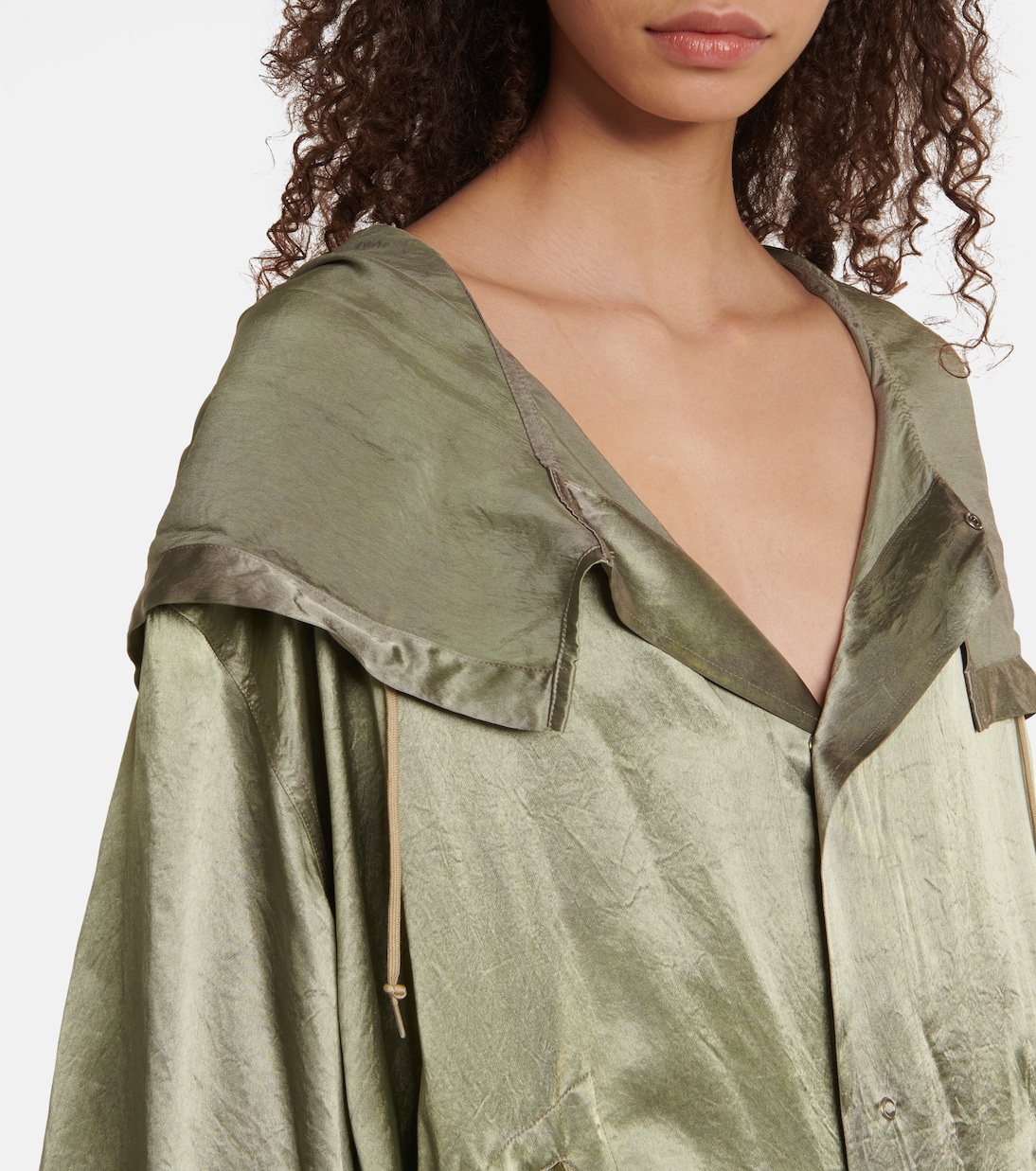 Midikleid aus Satin mit Kapuze | Maison Margiela