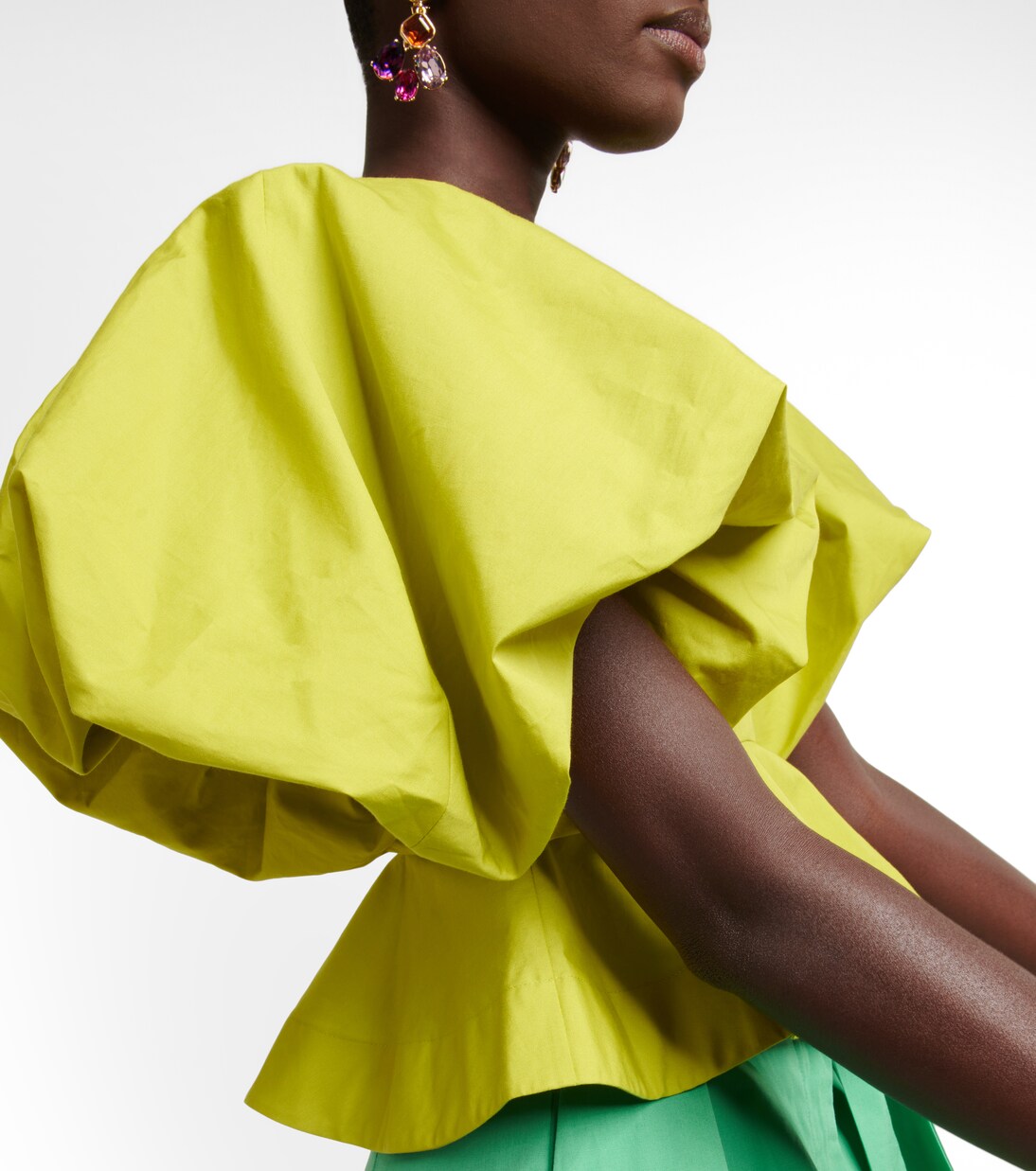 توب كروب ستايل بيبلوم من القطن البوبلين | Oscar de la Renta