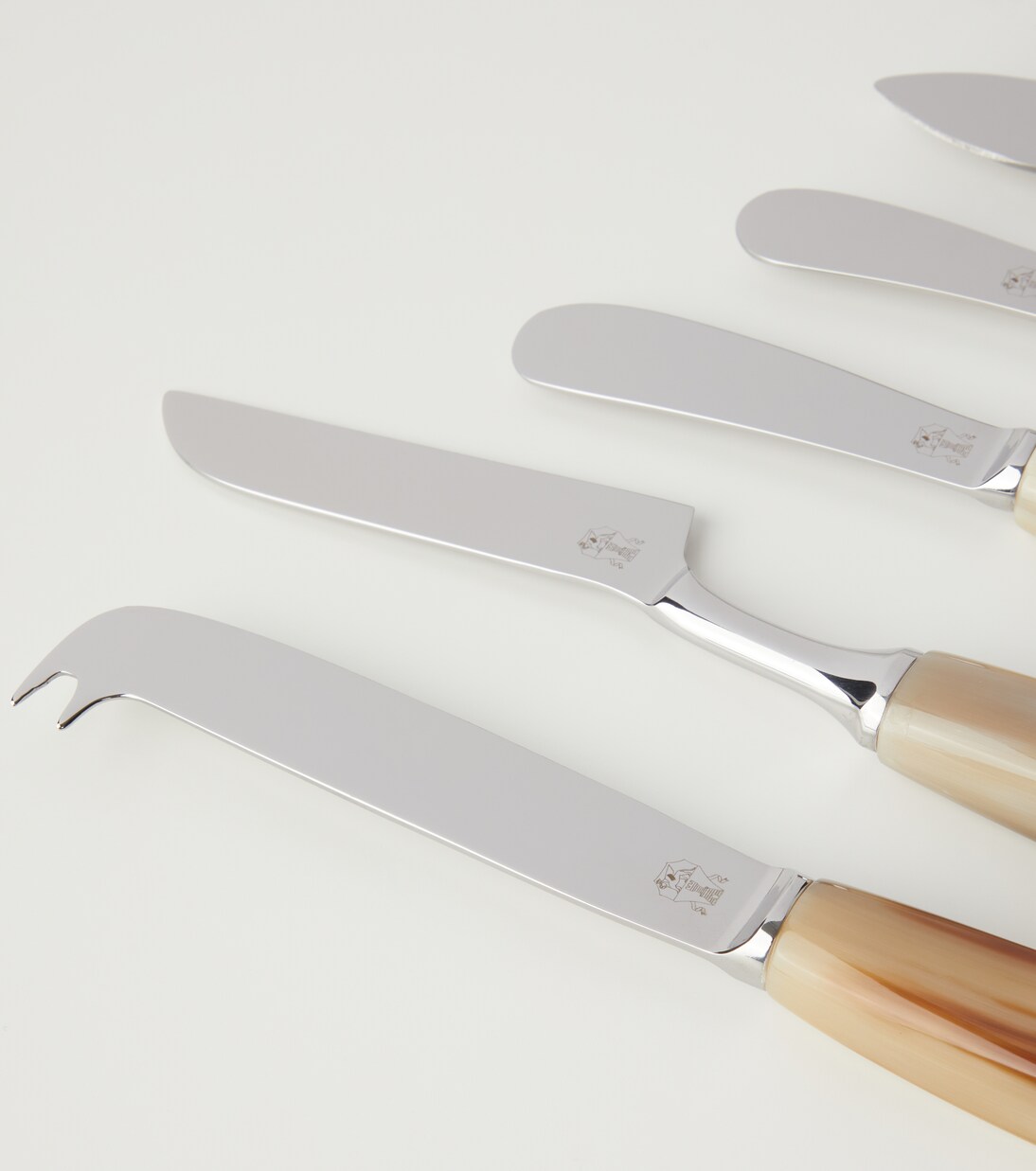 Horn and stainless steel cheese cutlery set | Brunello Cucinelli