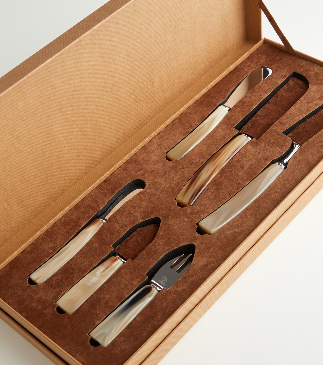 Horn and stainless steel cheese cutlery set | Brunello Cucinelli